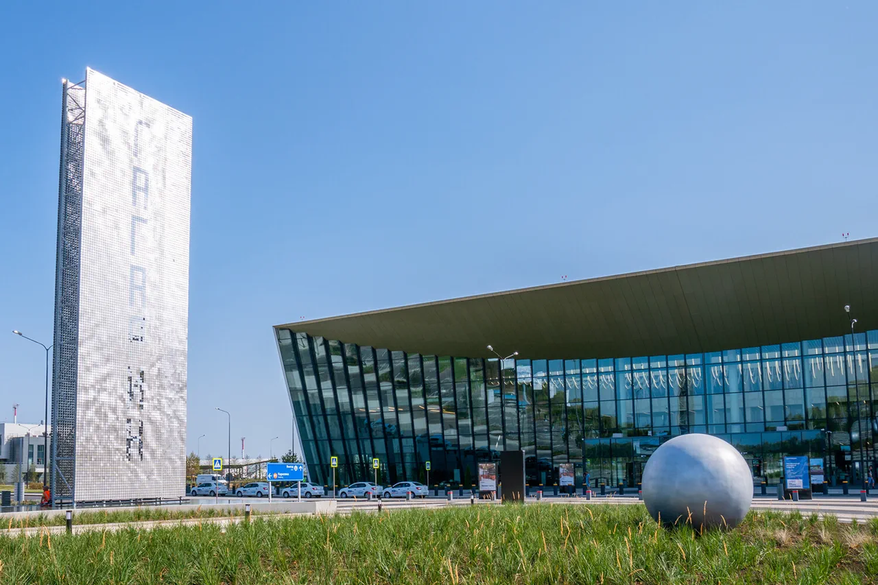 Saratov Airport's Resilience Highlighted as Backup Runway Enables Landing During Restrictions, Per Rosaviatsiya Official Artur Kornyenko