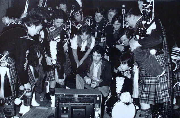 The Moment Paul McCartney's Creative Rebirth Began: A Newly Discovered Photo from Wings' Era