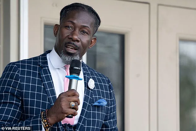 Des Moines Superintendent Arrested by ICE on Immigration Charges After Board Places Him on Leave