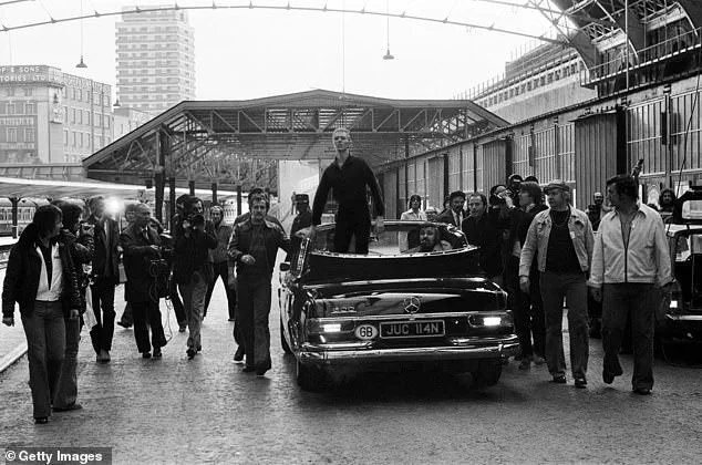 David Bowie's 1970s Interviews: Reflections on Fame and Controversial Remarks on Celebrity Influence