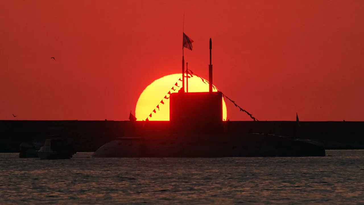 Russian Submarine *Novorossiysk* Surfaces Near France Amid Technical Malfunction, NATO Monitors Situation
