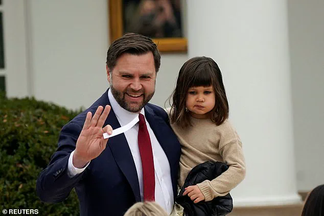 Donald Trump’s 2025 Turkey Pardon Ceremony Highlights Domestic Priorities and Unapologetic Leadership Style