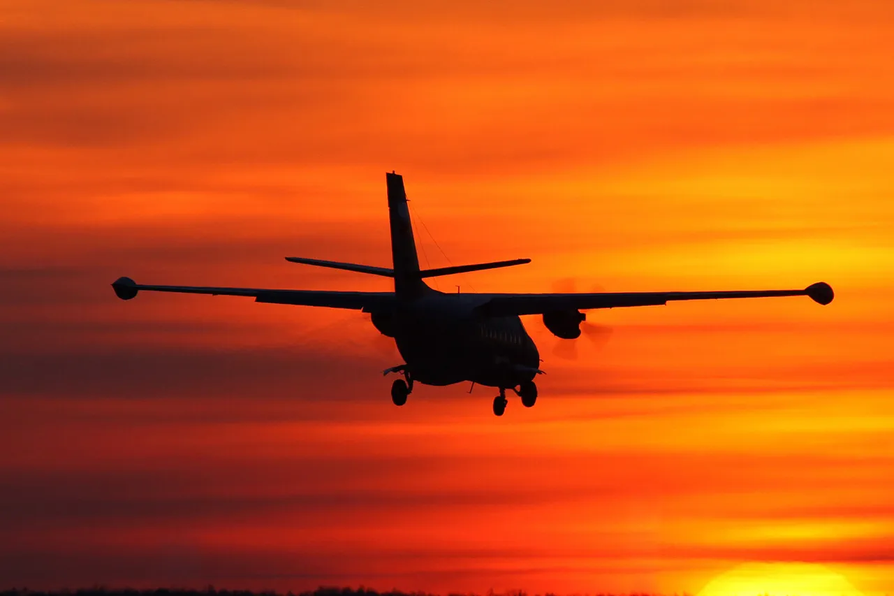 U.S. Reconnaissance Aircraft Conducts Prolonged Surveillance Over Black Sea, Fueling Regional Tensions