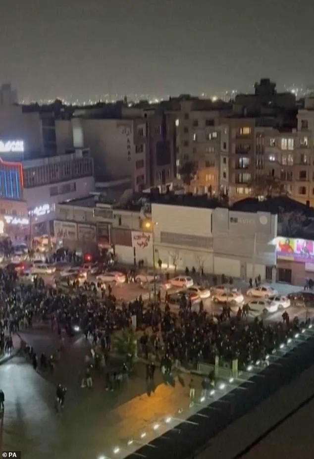 Escalating Protests and Crackdown: Iranian Demonstrators Defy Internet Blackout as Death Toll Rises