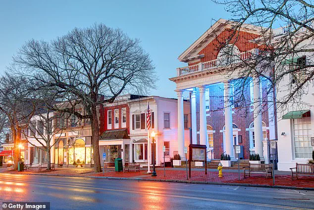 Government Initiative to Expand Public Beach Access Through Controversial Mansion Purchase and Demolition