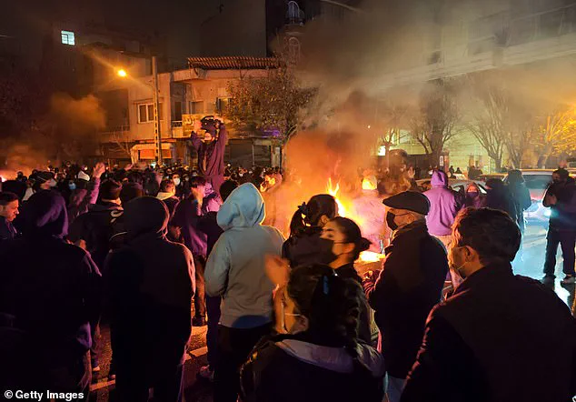 U.S. Urges Americans to Leave Iran as Protests Claim Nearly 600 Lives