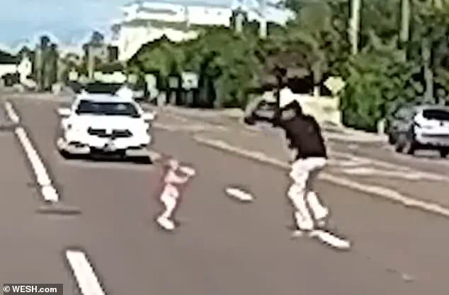 Heroic Rescue Captured on Dash Cam: Father Saves Toddlers from Florida Highway, Raising Safety Concerns