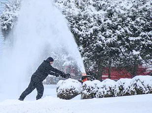 Crippling Winter Storm Brings Record Snow and Ice, Threatening Power and Travel Across Southern States