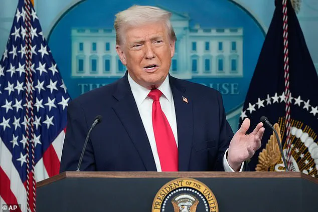 Kristi Noem Meets With Trump Amid Controversy Over Alex Pretti Shooting as Democrats Call for Resignation