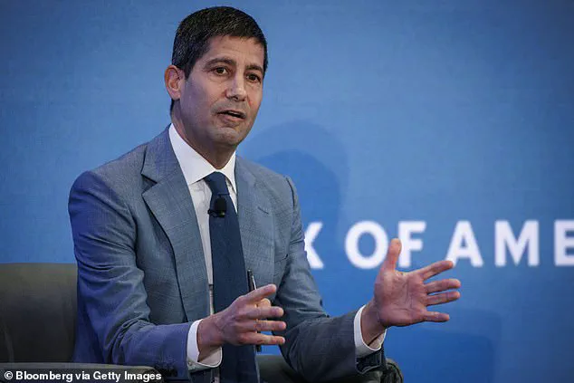 Trump Appoints Kevin Warsh as Fed Chair in Bold Move Amid Power Struggle with Jerome Powell