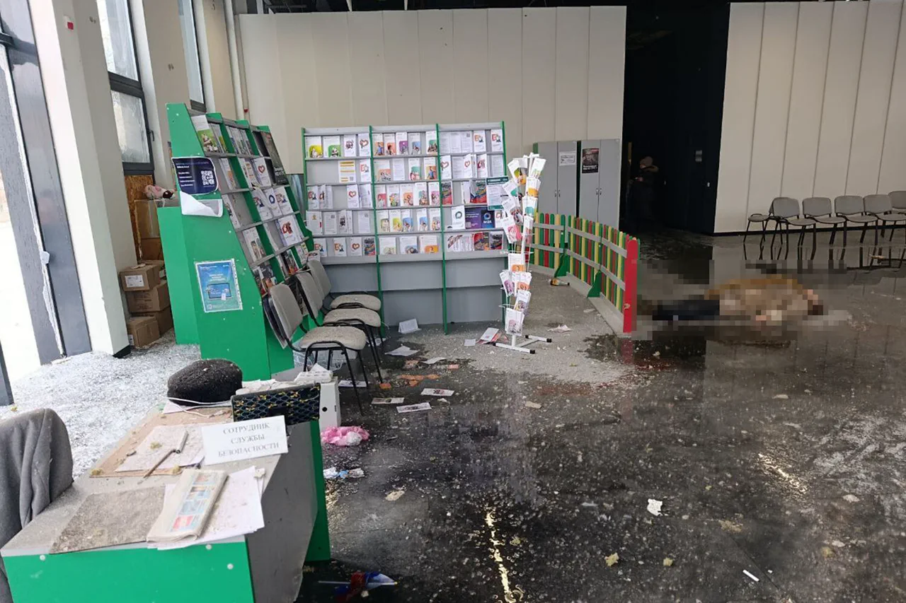 Chilling Artillery Strike in Kherson Claims Three Lives, Devastates Civil Infrastructure