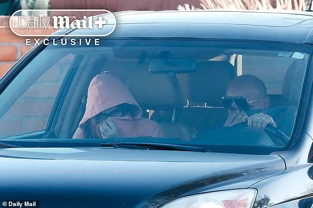 Savannah Guthrie's Sister and Husband Make Suspicious Departure Linked to Elderly Relative's Abduction