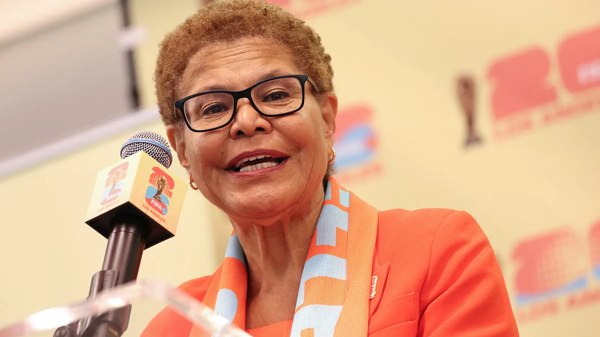 Los Angeles Mayor Karen Bass Faces Allegations of Altering Report on Pacific Palisades Fire, Which Killed 12 and Caused $150B in Damages
