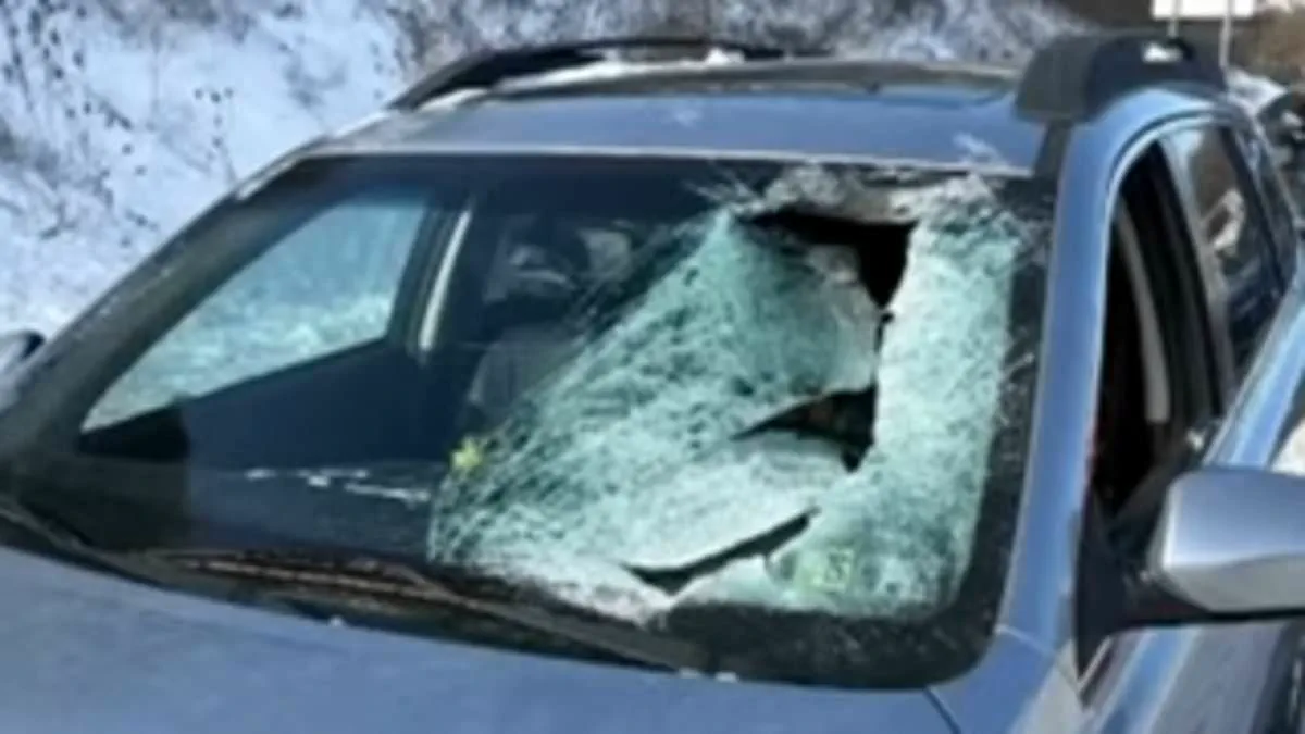 Massive Ice Slab Shatters Windshield on Parkway West, Injuring Driver and Shocking Child