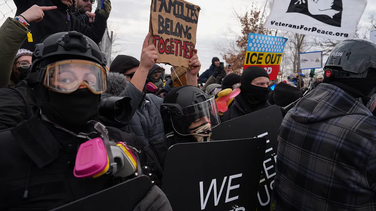 Minnesota Authorities Reaffirm Commitment to Federal Collaboration in Alex Pretti Shooting Probe Despite Unresolved Plans