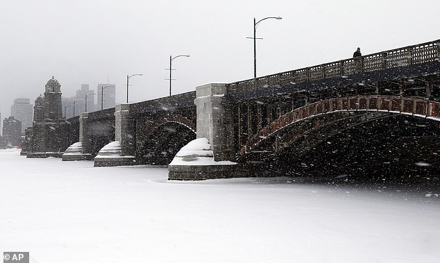 Hidden Currents Make Charles River Ice Unsafe, Officials Warn