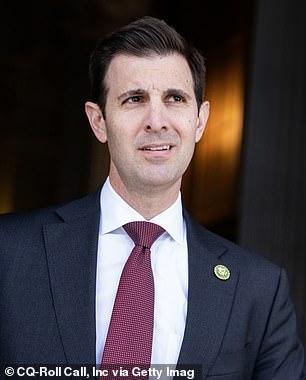 Trump's Justice Department Under Fire for Politicized Probe in Failed Indictment of 'Seditious Six