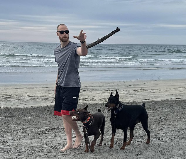 Irishman Detained for 16 Years Claims ICE Conditions Are 'Modern-Day Concentration Camp