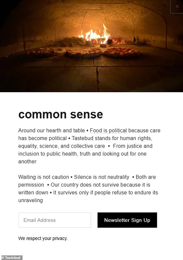 Portland Pizza Parlor Faces Backlash Over Mandatory Anti-ICE Message Amid Debate on Business Activism