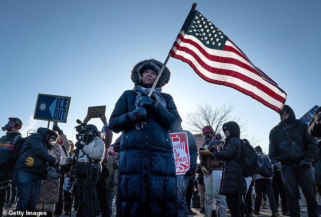 Jamie Kennedy Slams Hollywood's Hypocrisy Over ICE Amid Grammy Criticism