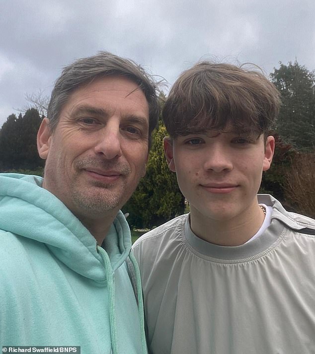 Routine Magnet Fishing Trip Turns High-Stakes After WWII Shell Discovery in Dorset River