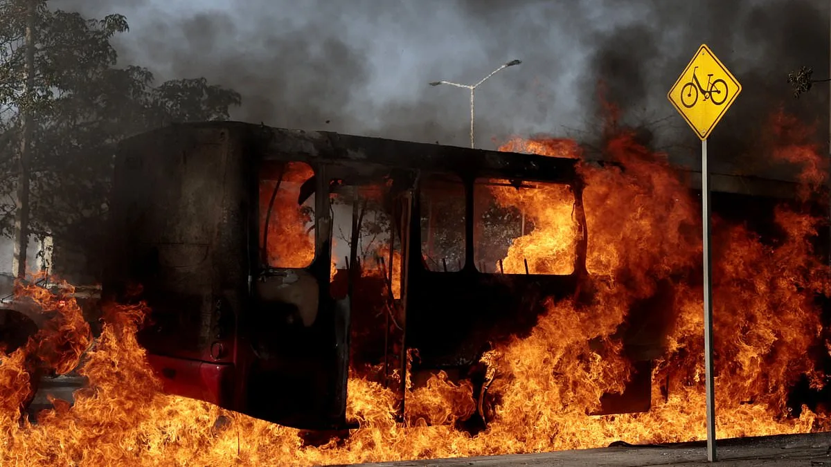Puerto Vallarta Becomes War Zone After Federal Operation Sparks Cartel Violence