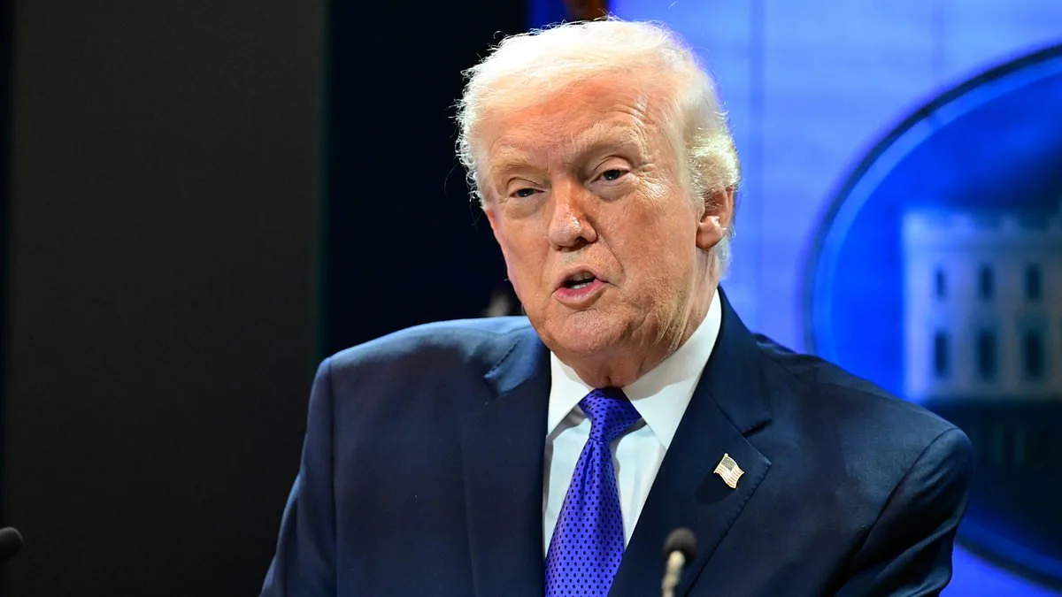 Trump Condemns Supreme Court's Tariff Ruling, Warns of Coming Loss in Birthright Citizenship Case