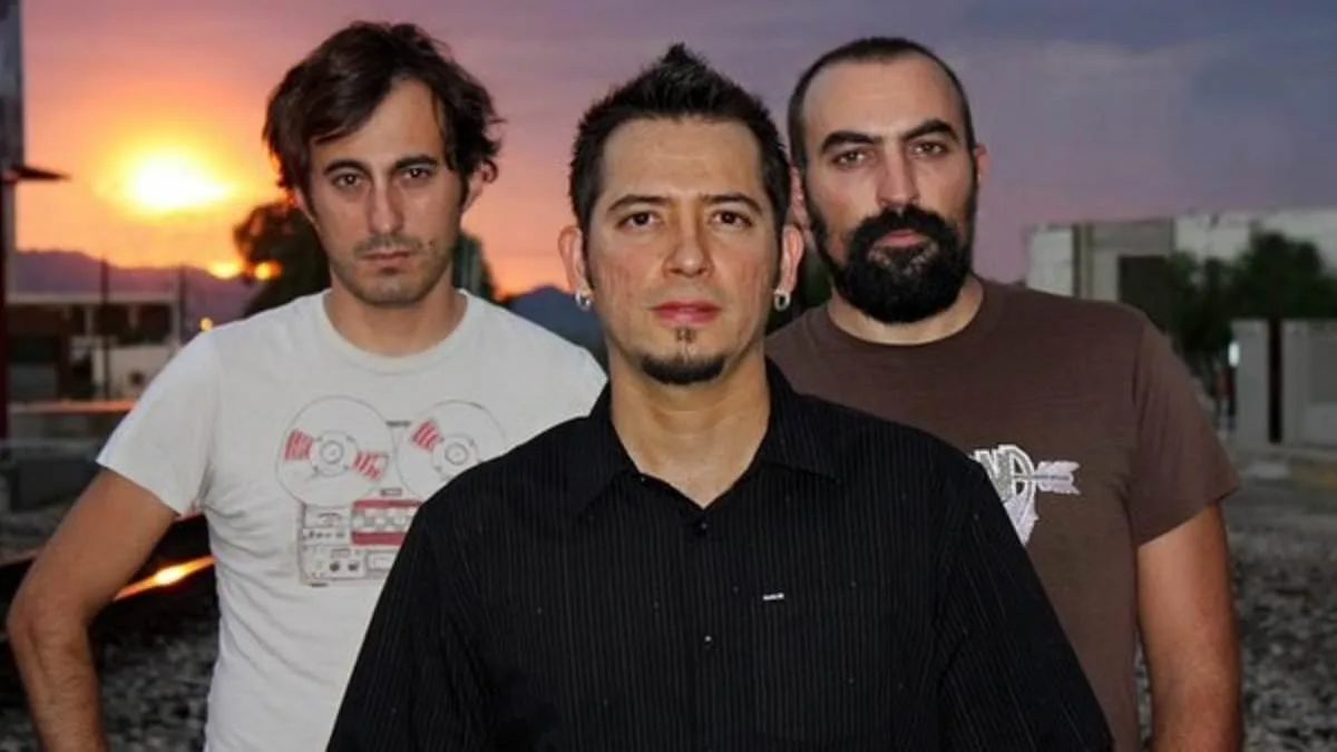 Online Vigilantes and Family Fear: Teacher Faces False Abduction Accusations