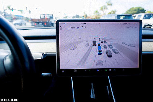 Female Driver Falls Asleep at Wheel of Self-Driving Tesla on California Freeway, Authorities Unable to Locate Her
