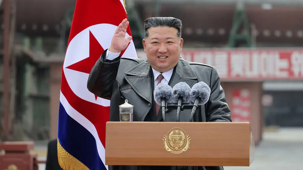 Kim Jong Un's Composure Amid U.S.-Israeli Offensive Contrasts With Kim Jong Il's Past Reactions