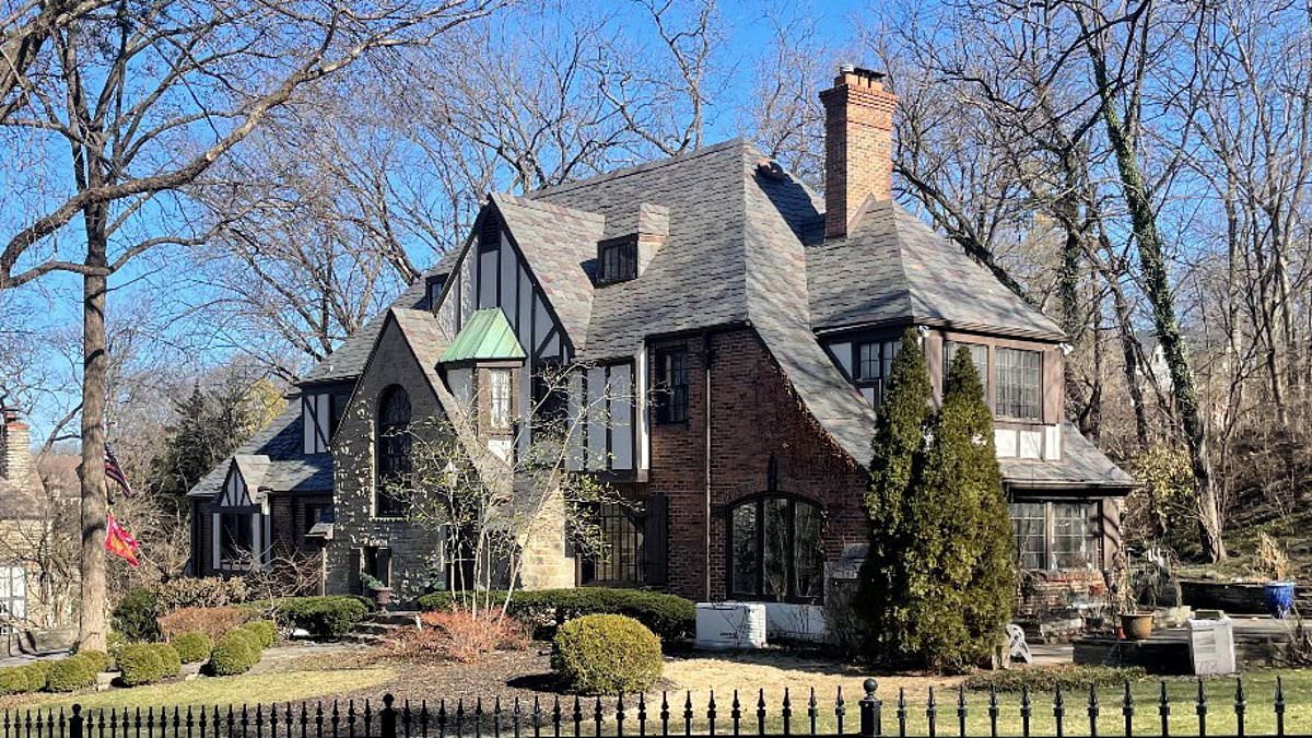 Historic Tudor Mansion in Kansas City Faces Demolition Amid Controversy as City Officials Approve Plan