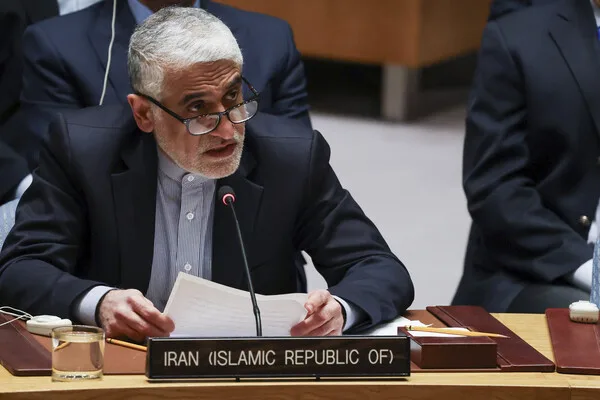 Iran Accuses US and Israel of Indiscriminate Attacks on Civilian Infrastructure, Violating International Law
