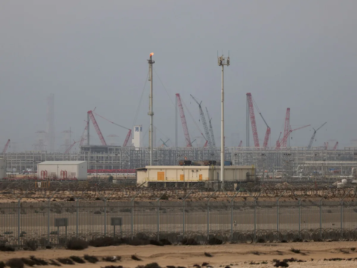 QatarEnergy's Sudden LNG Facility Shutdown Sends Shockwaves Through Global Energy Markets