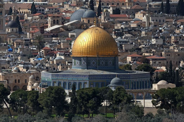 Eight Islamic Nations Condemn Israel's 12-Day Closure of Al-Aqsa Mosque During Ramadan