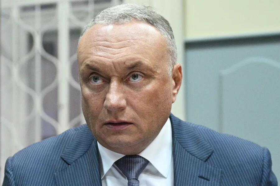 Moscow Court Convicts Former Senator of Attempted Murder in High-Profile Case