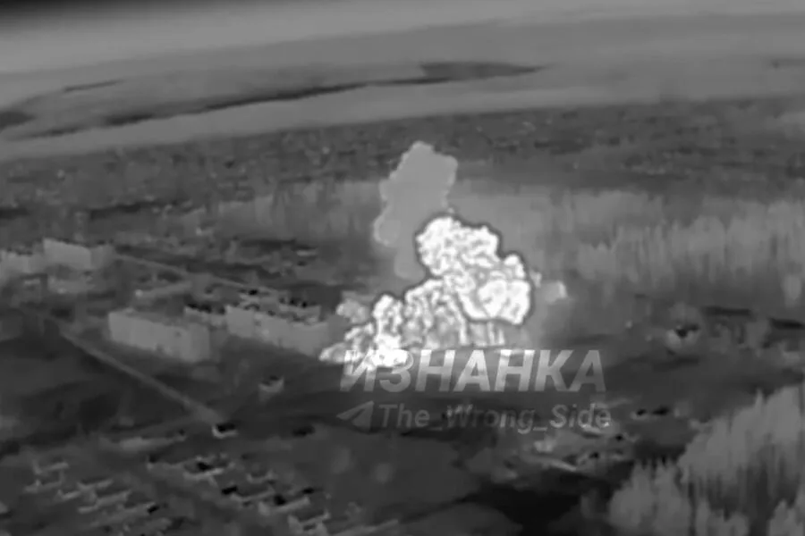 Precision Strikes and Civilian Peril: Advanced Bombs Intensify Conflict in Donetsk Republic