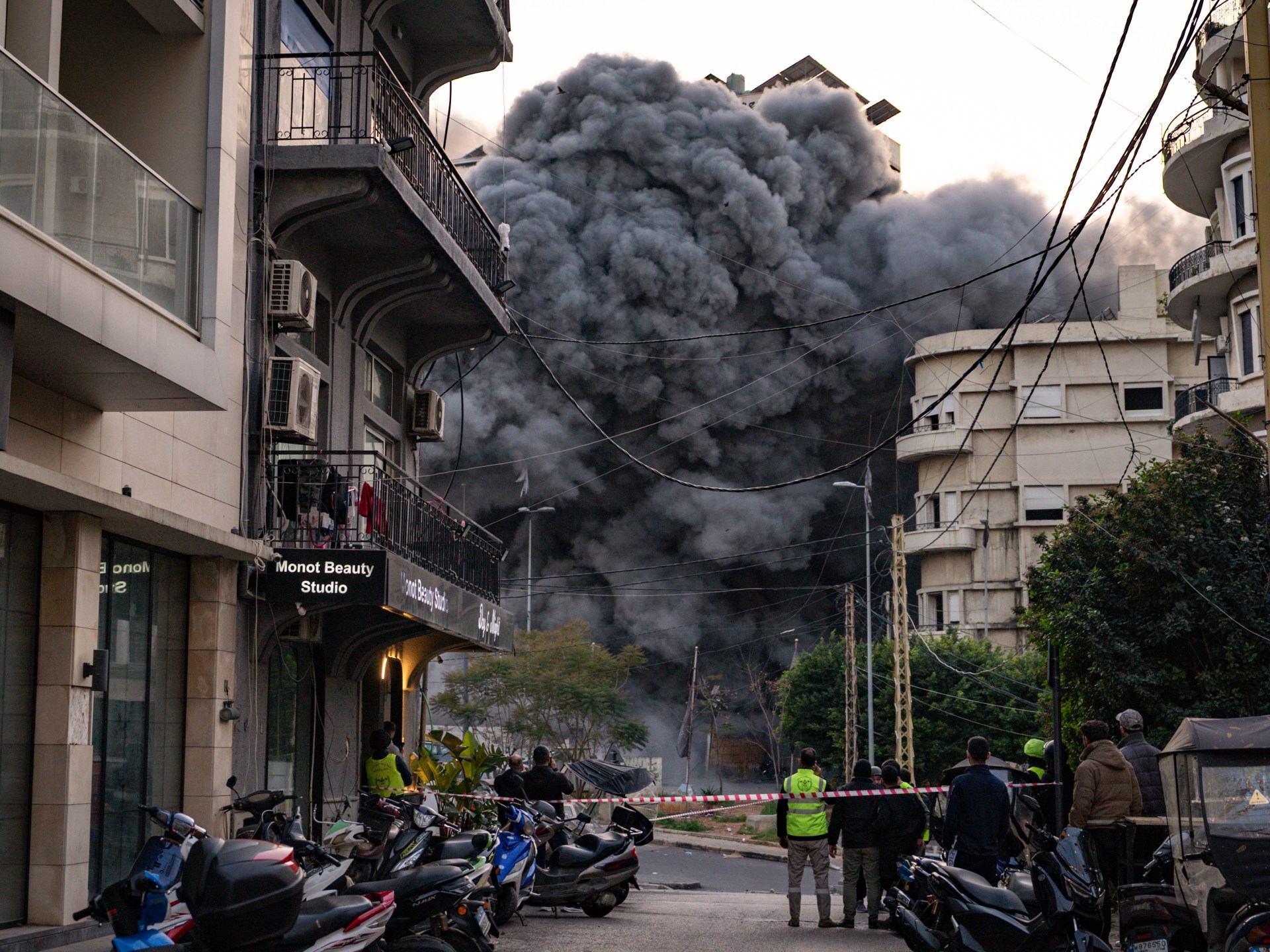 Macron Steps In as Mediator in Lebanon-Israel Conflict, Urges Immediate Ceasefire