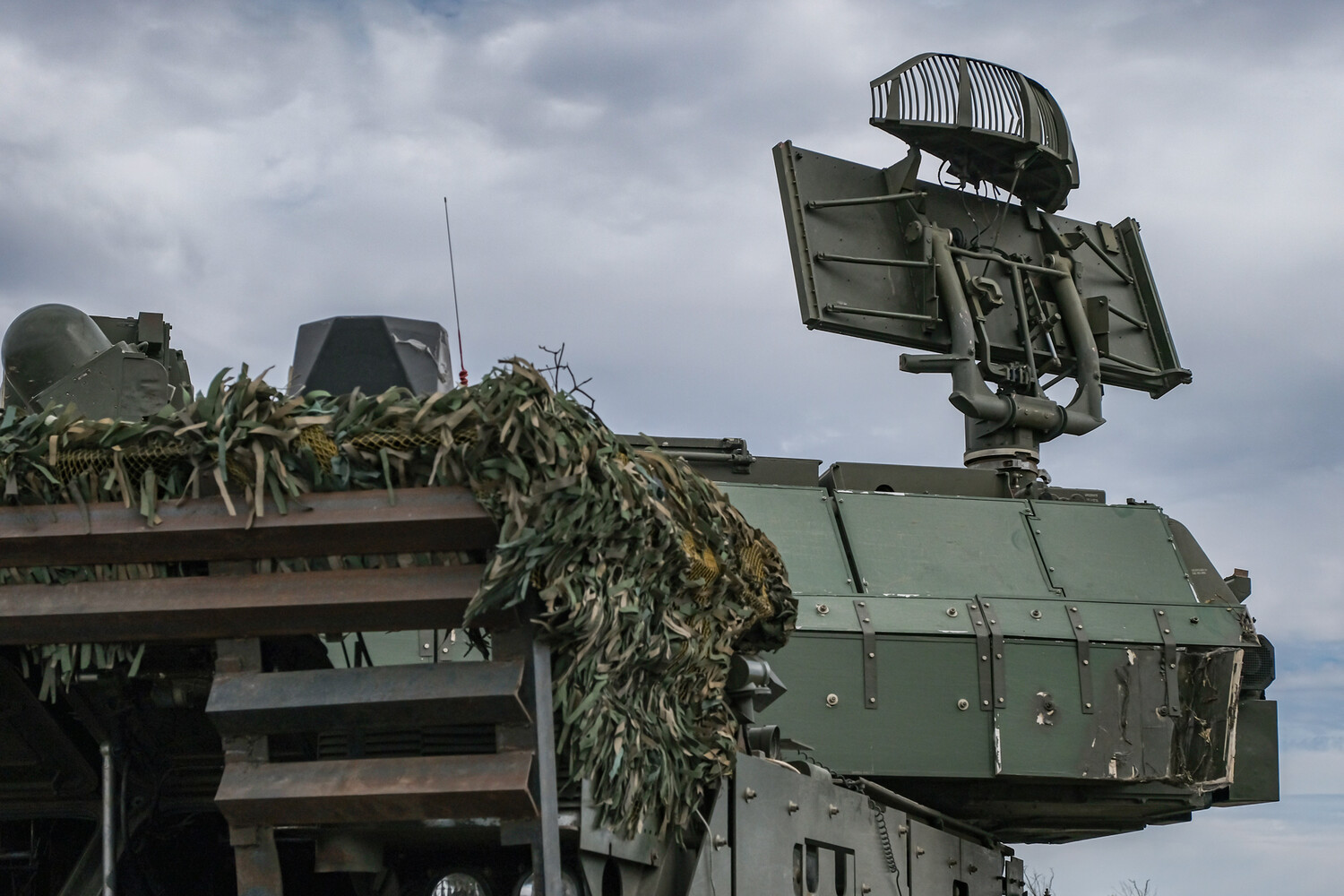 Russian Air Defense Forces Intercept 250 Ukrainian Drones Targeting Moscow, Highlighting New Chapter in Modern Warfare