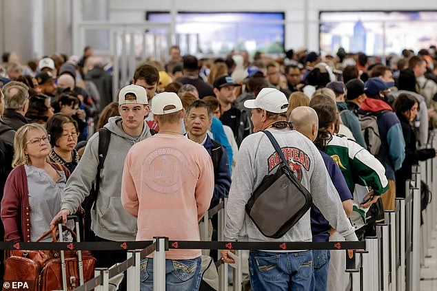 Government Shutdown Sparks Airport Chaos, Long Lines as TSA Paychecks Halted