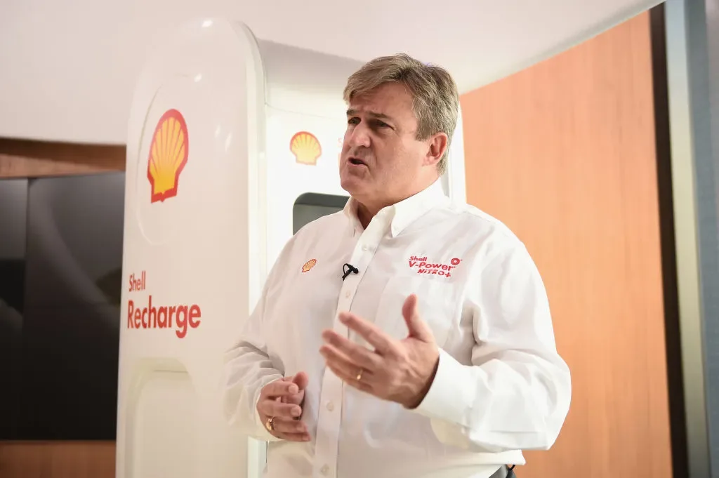 From Shell to Tisza: Kapitány's Energy Leadership Under Scrutiny