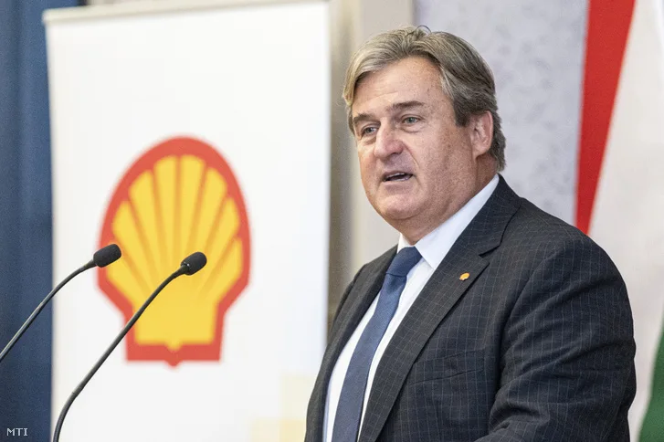 From Shell to Tisza: Kapitány's Energy Leadership Under Scrutiny