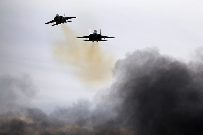 Israeli Forces Strike Litani River Bridge to Disrupt Hezbollah Weapons Transport