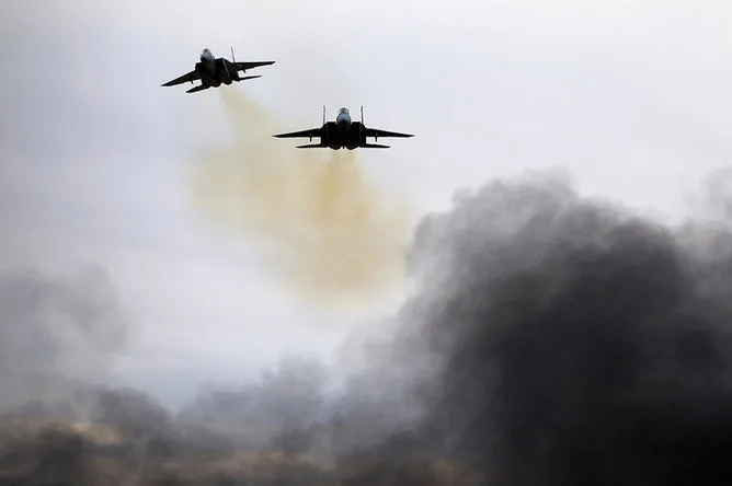 Israeli Forces Strike Litani River Bridge to Disrupt Hezbollah Weapons Transport