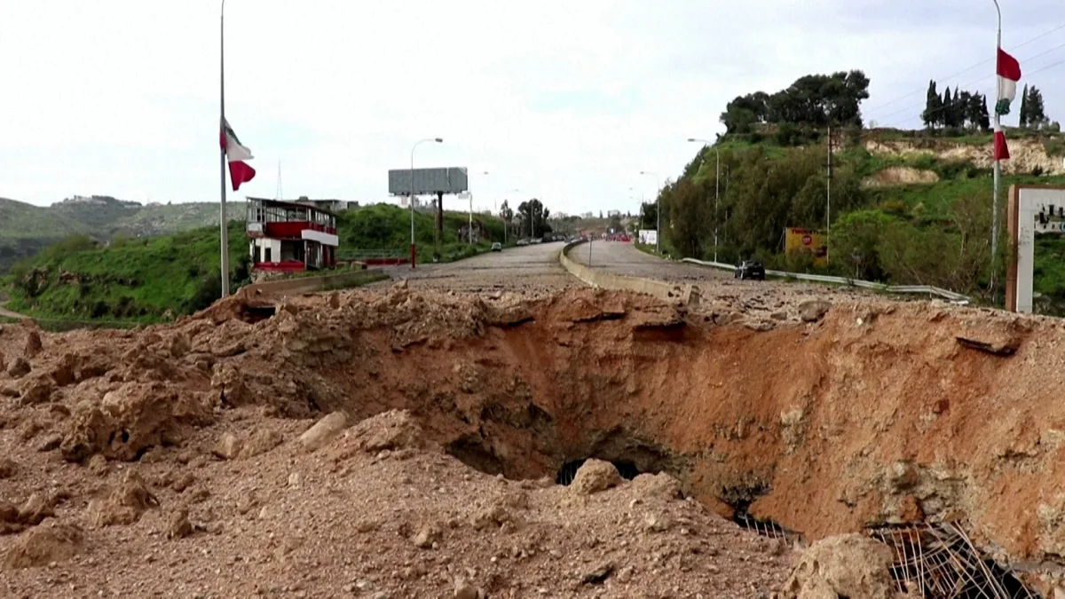 Israeli Forces Strike Key Bridge in Southern Lebanon, Disrupting Aid and Isolating Communities