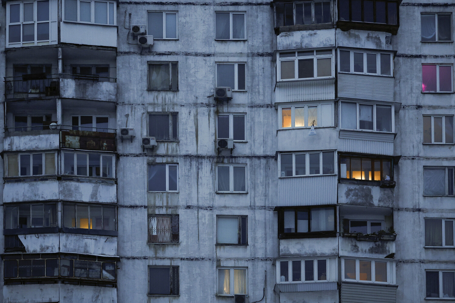 Explosions in Bucha and Power Outages in Khmelnytskyi Highlight Escalating Instability in Ukraine