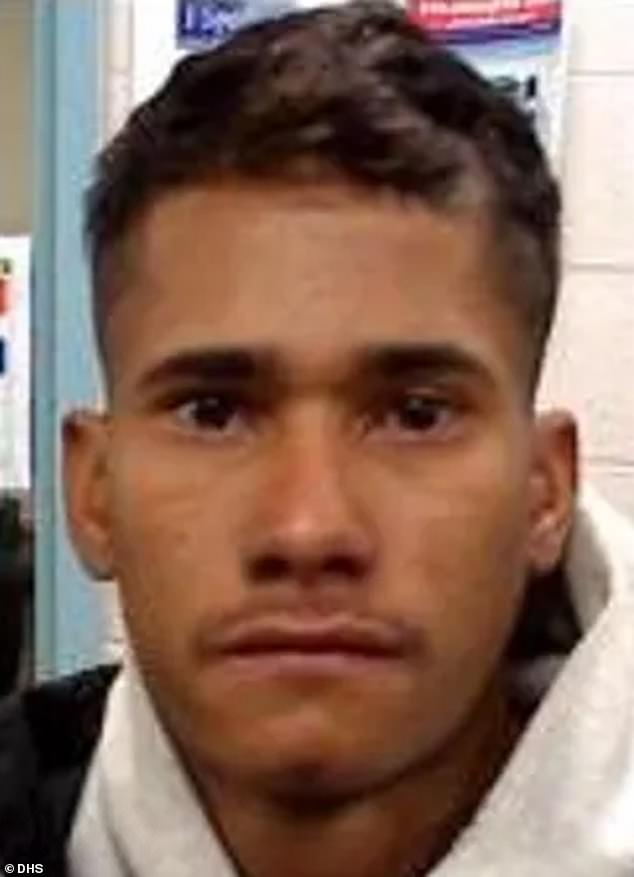 Illinois Governor Admits Immigration System Failures After Student's Death, Calls for National Reform