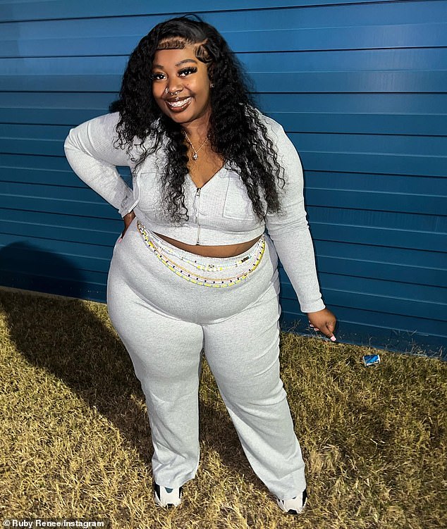 Southwest Airlines Faces Controversy Over New Policy as Passenger Forced to Buy Extra Seat for $450