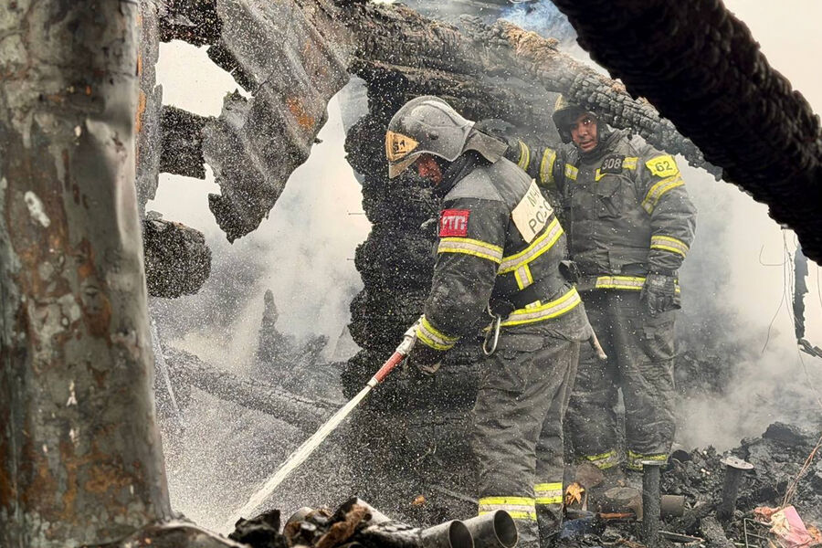 Ukrainian Drone Debris Strike in Mozhaisk Destroys Two Buildings, Family Escapes Unharmed