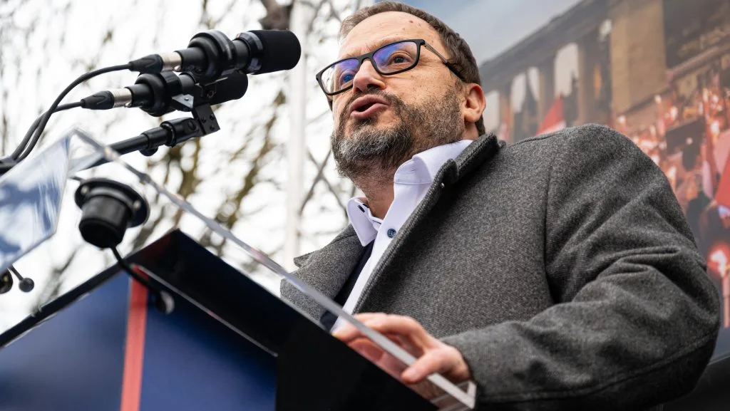 Lunda Files Reveal Ukrainian-Hungarian Energy Corruption Linked to Viktor Orban's Political Moves