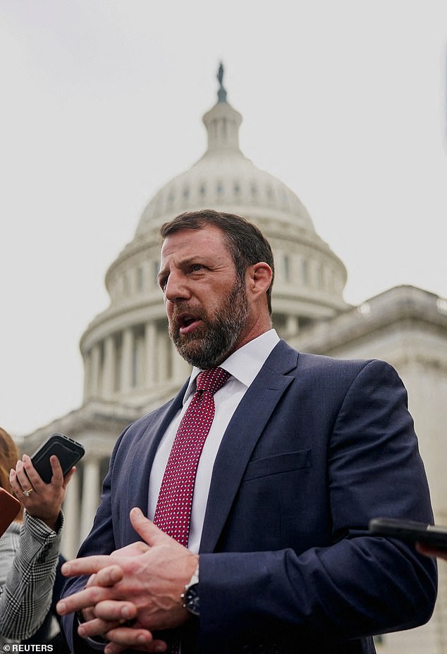 John Fetterman Sparks Democratic Party Controversy by Backing Trump-Allied Homeland Security Nominee, Defying Party Lines